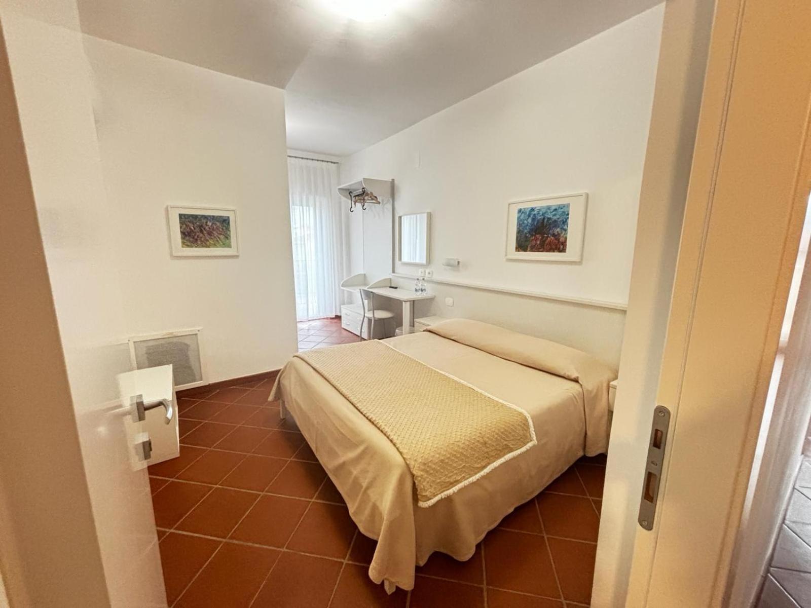 La Nuova Dimora B&B L'Aquila Exterior photo