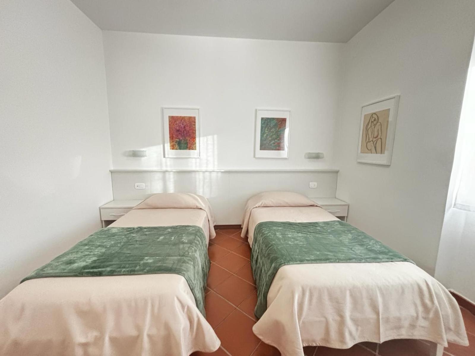 La Nuova Dimora B&B L'Aquila Exterior photo